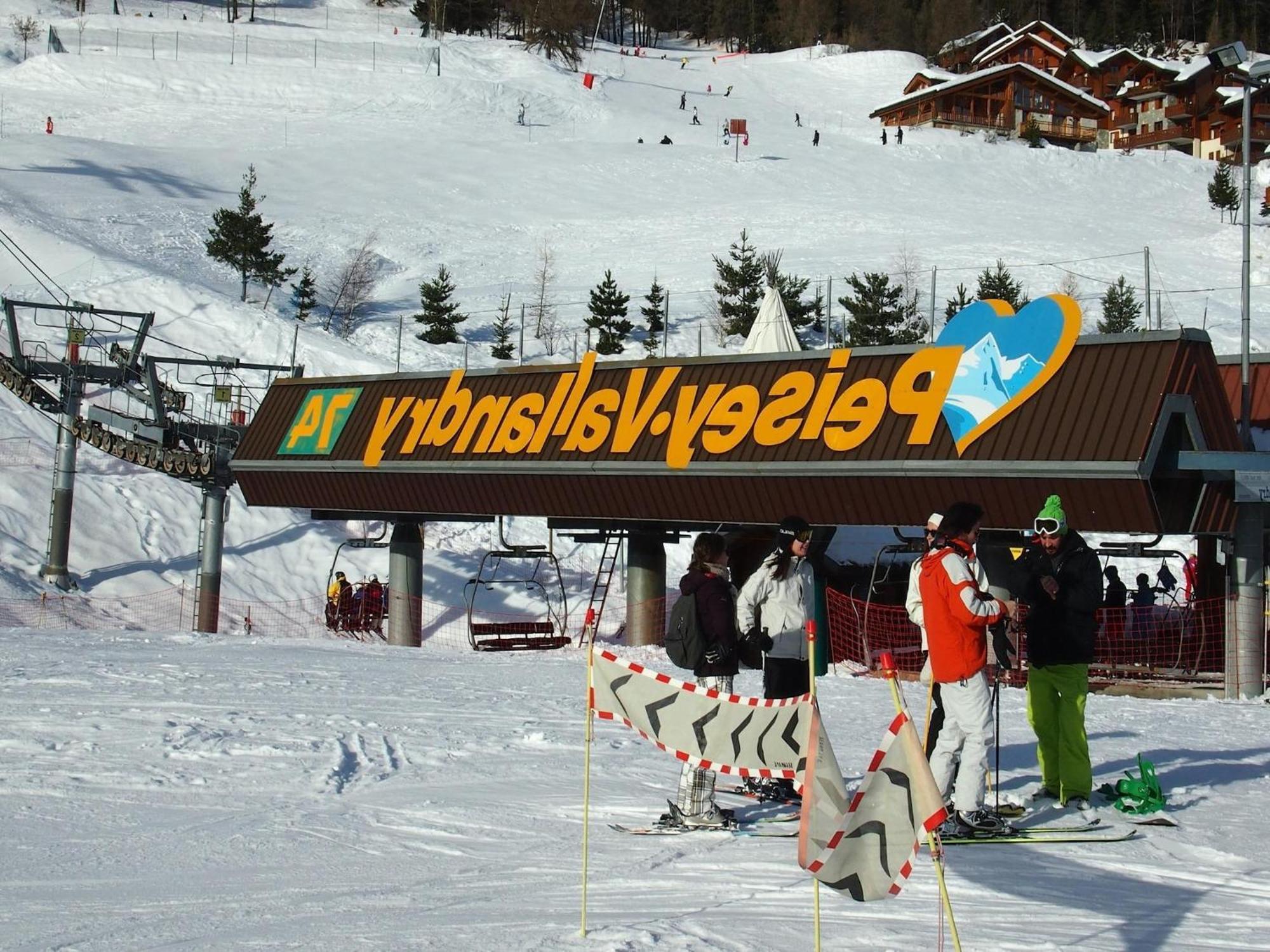 Charming Chalet With View On Mont Blanc Peisey-Nancroix Ngoại thất bức ảnh